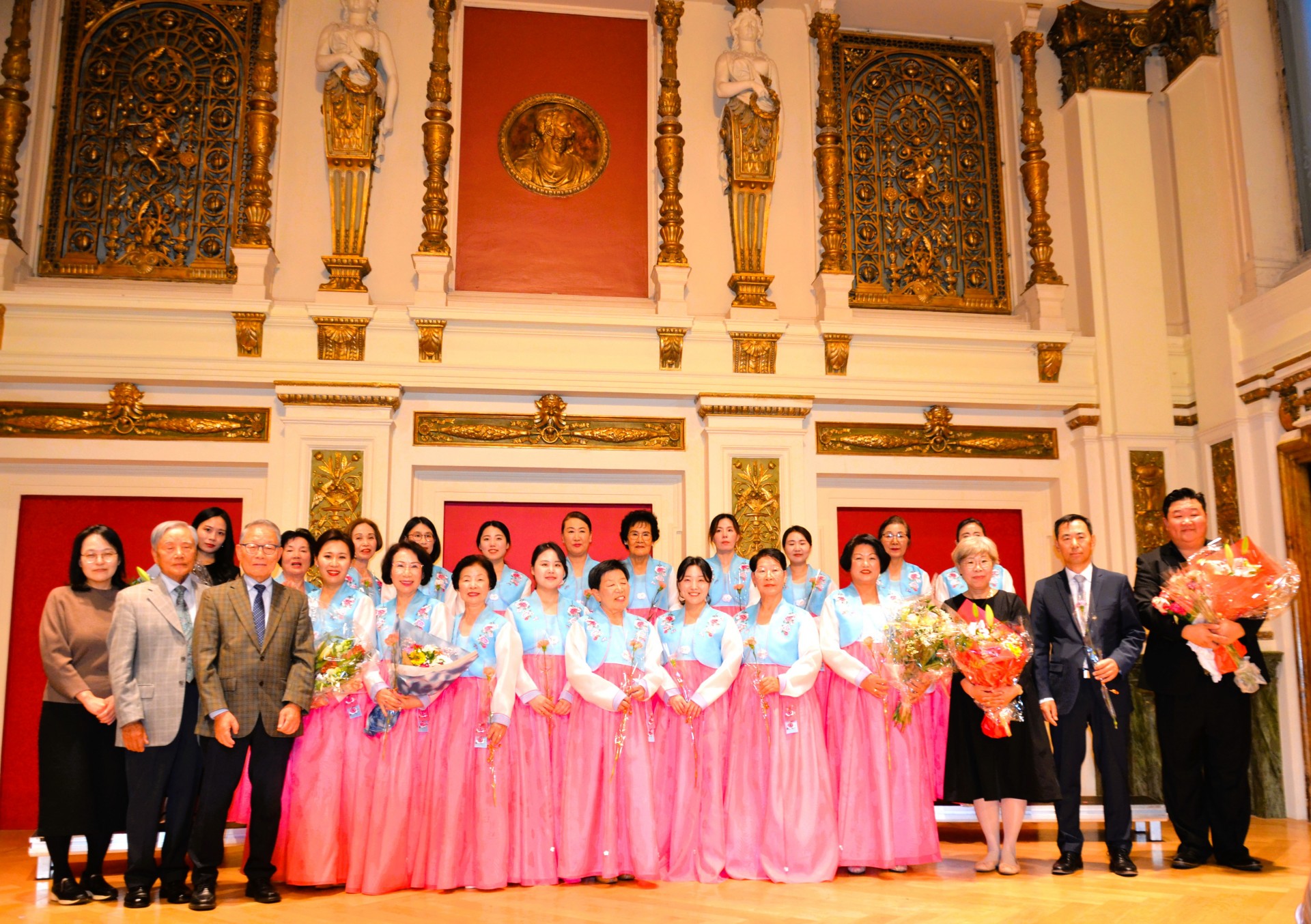 1389-한인취재 7 사진 1.jpg
