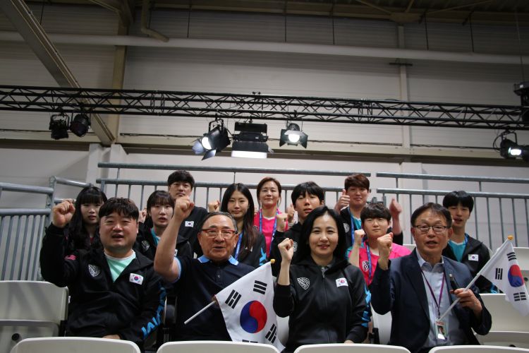 탁구+태극기k.JPG