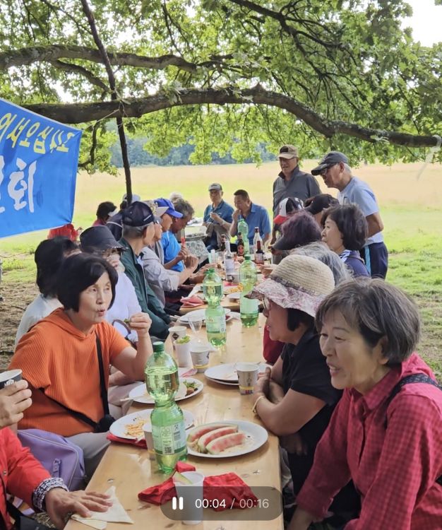 식사장면kkk.jpg