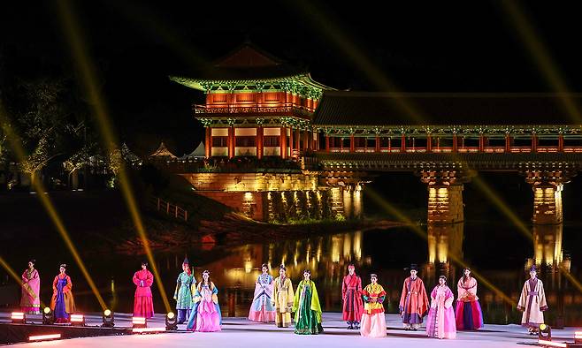 1403-문화 1 사진 1.jpg