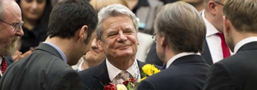 gauck-tagesschau.jpg