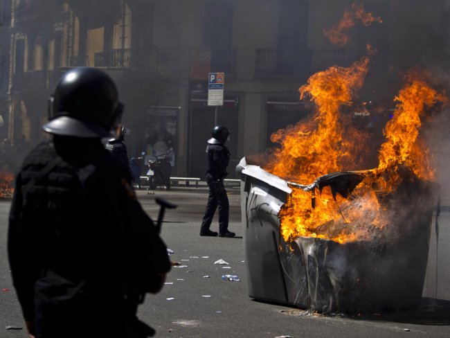 spain-strike-march-29-2012.jpg