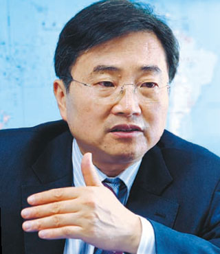 Photo Amb. Cho 1.jpg