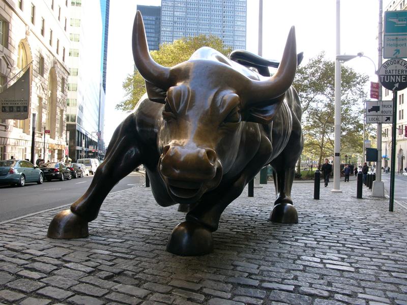 wall%20street%20bull%20sculpture.jpg