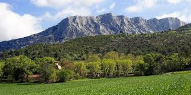 6Montagne Sainte-Victoire.jpg