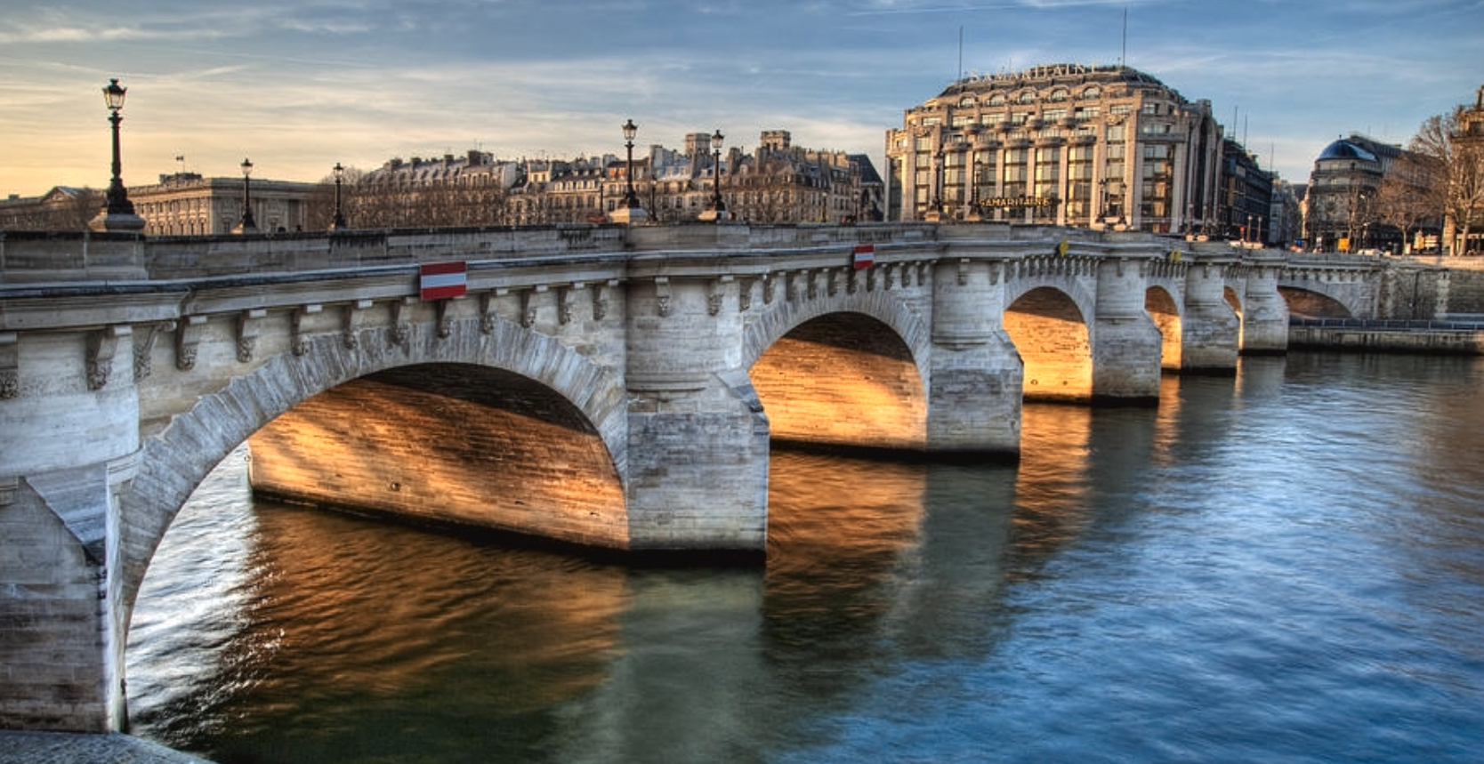 파리에서 가장 오래되고 아름다운 다리 퐁네프 ( Pont Neuf ).jpg