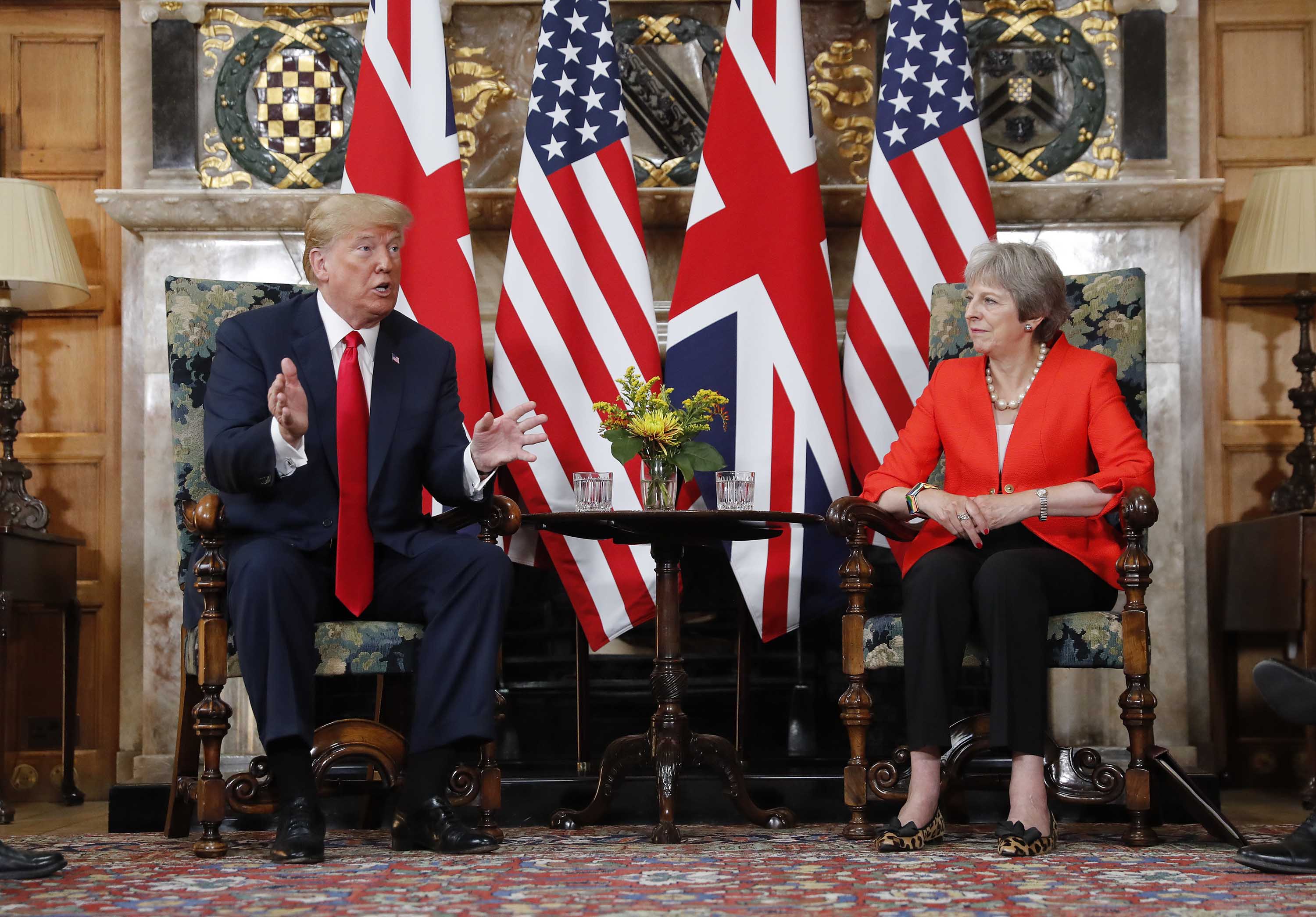 180713112437-01-trump-may-chequers-0713.jpg