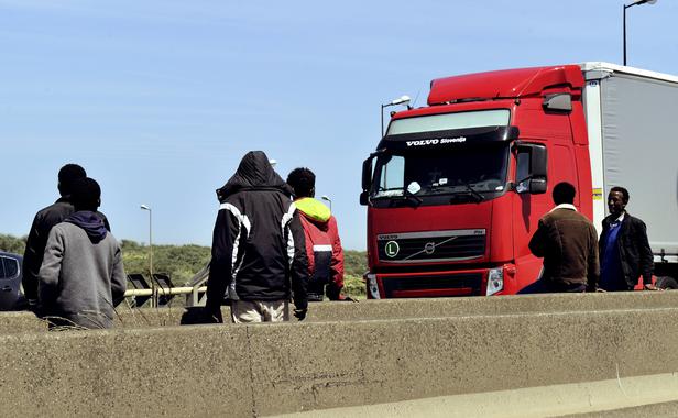 migrants-africains-calais.jpg