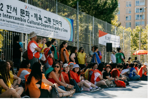 1301-한인취재 1 사진 2.png