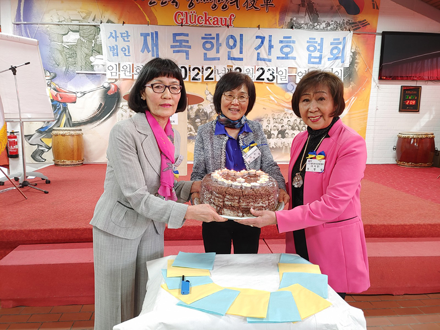 3 축하 떡 전달.jpg