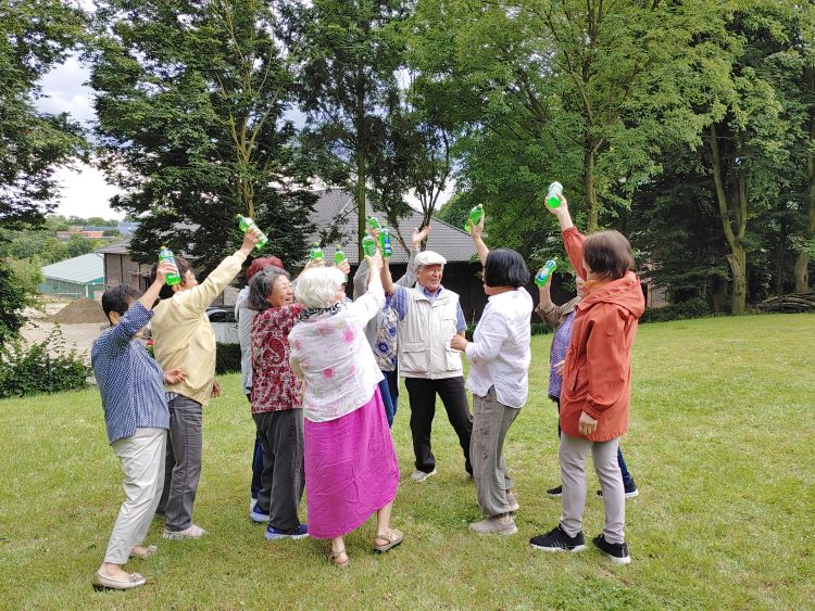 8 이겼다.jpg