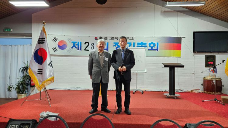 3 김철수 수석부회장과 양승욱 신임회장k.jpg