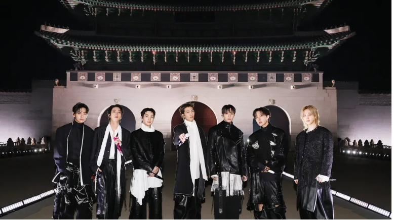 1416-연예 4 사진 1.png